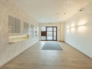 Pronájem bytu 3+1, Praha - Strašnice, Průběžná, 78 m2