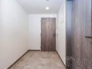 Pronájem bytu 1+kk, Praha - Hloubětín, Poděbradská, 32 m2