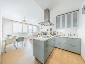 Prodej bytu 3+kk, Praha - Hlubočepy, Voskovcova, 88 m2