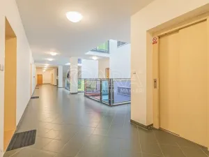 Prodej bytu 3+kk, Praha - Hlubočepy, Voskovcova, 88 m2