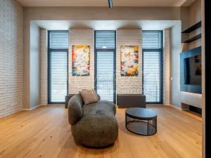 Pronájem bytu 1+kk, Praha - Holešovice, Tusarova, 53 m2