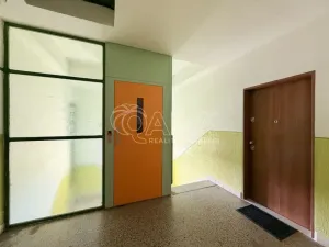 Pronájem bytu 4+1, Jindřichův Hradec - Jindřichův Hradec V, Kosmonautů, 85 m2