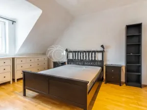 Pronájem bytu 2+kk, Praha - Braník, Pod vinohradem, 38 m2