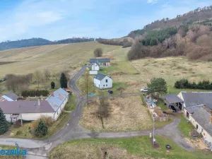 Prodej pozemku pro bydlení, Linhartice, 748 m2