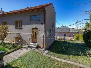 Prodej rodinného domu, Praha - Suchdol, Stržná, 233 m2