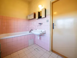 Prodej rodinného domu, Praha - Suchdol, Stržná, 233 m2