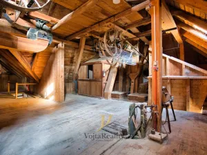 Prodej výrobních prostor, Tršice, 1544 m2