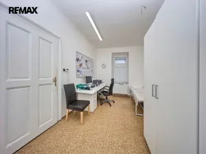Prodej obchodního prostoru, Olomouc - Bělidla, Roháče z Dubé, 92 m2