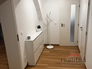 Pronájem bytu 3+1, Opava, Jaselská, 84 m2