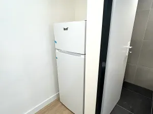 Pronájem bytu 1+kk, Praha - Vysočany, U vinných sklepů, 18 m2