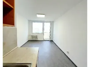 Pronájem bytu 2+kk, Praha - Kobylisy, Mirovická, 40 m2