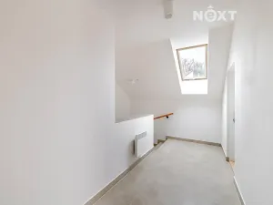 Prodej bytu 1+kk, Praha - Zbraslav, Elišky Přemyslovny, 30 m2