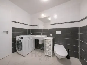 Prodej bytu 2+kk, Praha - Vysočany, Pod Harfou, 53 m2