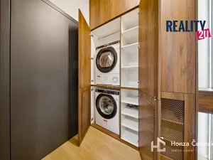 Pronájem bytu 1+kk, Brno, třída Generála Píky, 42 m2