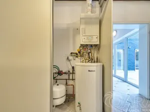 Pronájem rodinného domu, Dolní Břežany, V Úvozu, 380 m2