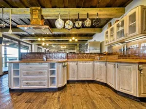 Prodej rodinného domu, Vrchlabí, 429 m2