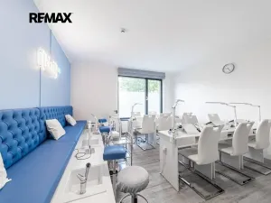 Pronájem obchodního prostoru, Praha - Karlín, 32 m2