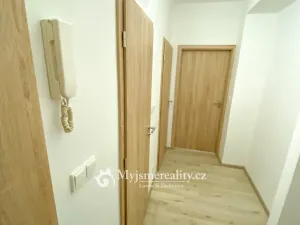 Pronájem bytu 2+kk, Znojmo, Smetanova, 51 m2
