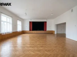 Prodej restaurace, Valšov, 879 m2