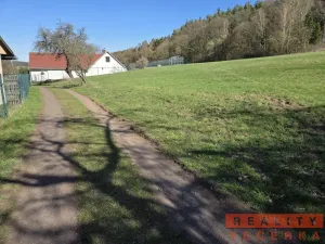 Prodej pozemku pro bydlení, Komárov, 1059 m2