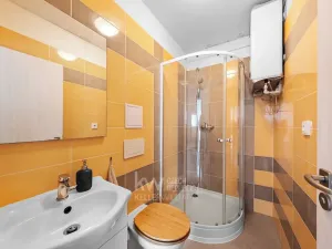 Prodej rodinného domu, Jesenice, Budějovická, 340 m2