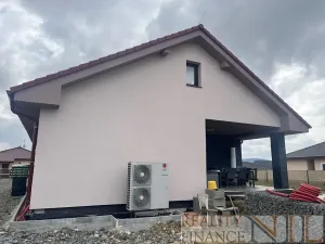 Pronájem rodinného domu, Hradec, 121 m2