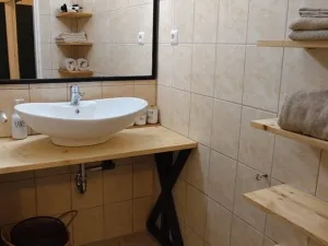 Prodej bytu 3+1, Karlovy Vary, nábřeží Jana Palacha, 96 m2