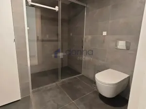 Pronájem bytu 2+kk, Praha, Kobrova, 46 m2