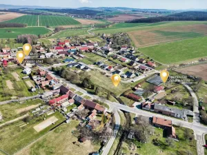 Prodej pozemku pro bydlení, Hradčany, 1376 m2