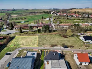 Prodej pozemku pro bydlení, Hradčany, 1376 m2