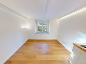 Prodej bytu 1+kk, Praha, Nad Kajetánkou, 17 m2