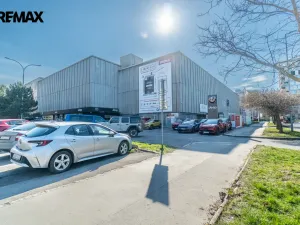 Prodej garážového stání, Praha - Podolí, Milevská, 12 m2