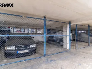 Prodej garážového stání, Praha - Podolí, Milevská, 12 m2