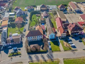 Prodej rodinného domu, Radovesice, 520 m2