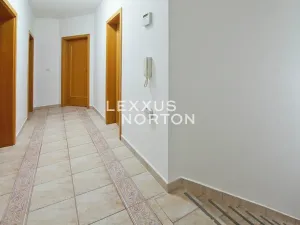 Pronájem rodinného domu, Horoměřice, Do Oříšků, 240 m2