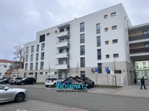 Pronájem bytu 3+kk, Kroměříž, Velehradská, 89 m2