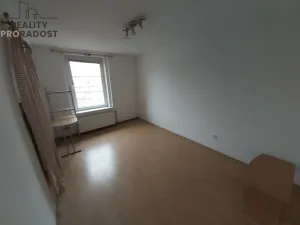 Pronájem bytu 1+1, Dubí, Ruská, 35 m2