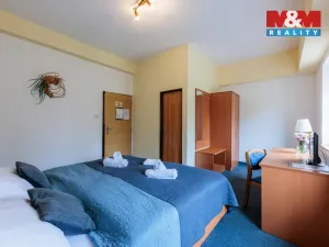 Prodej ubytování, Chodov, Poděbradova, 2700 m2