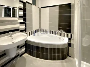 Pronájem bytu 3+1, Praha, náměstí 14. října, 120 m2