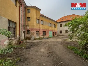 Prodej rodinného domu, Bílina, 1200 m2