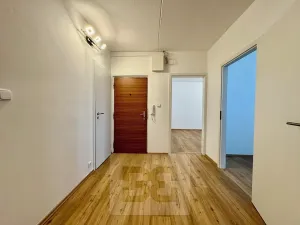 Pronájem bytu 2+1, Zlín, Kúty, 55 m2