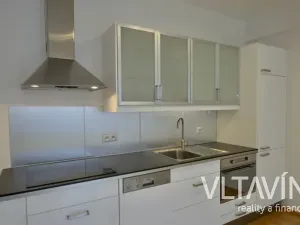 Pronájem bytu 2+kk, Praha - Smíchov, Švédská, 62 m2