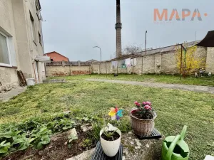 Prodej bytu 3+1, Louny, Husova, 90 m2