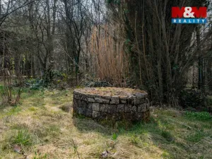 Prodej zahrady, Valašské Meziříčí - Bynina, 400 m2