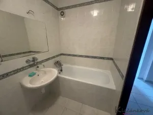 Pronájem bytu 2+1, Zlín - Kudlov, Žlutá, 57 m2