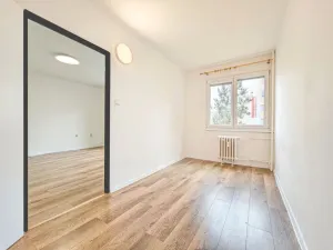 Prodej bytu 3+1, Pardubice - Polabiny, Nová, 58 m2