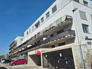 Pronájem bytu 2+kk, Kladno, Bohumila Landy, 42 m2