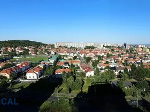 Pronájem bytu 1+kk, Praha - Kobylisy, Trousilova, 33 m2