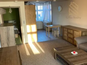 Pronájem bytu 2+kk, Děčín - Děčín III-Staré Město, Kladenská, 56 m2