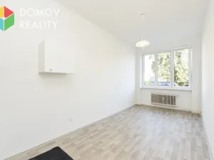 Pronájem bytu 1+kk, Králův Dvůr, Plzeňská, 24 m2